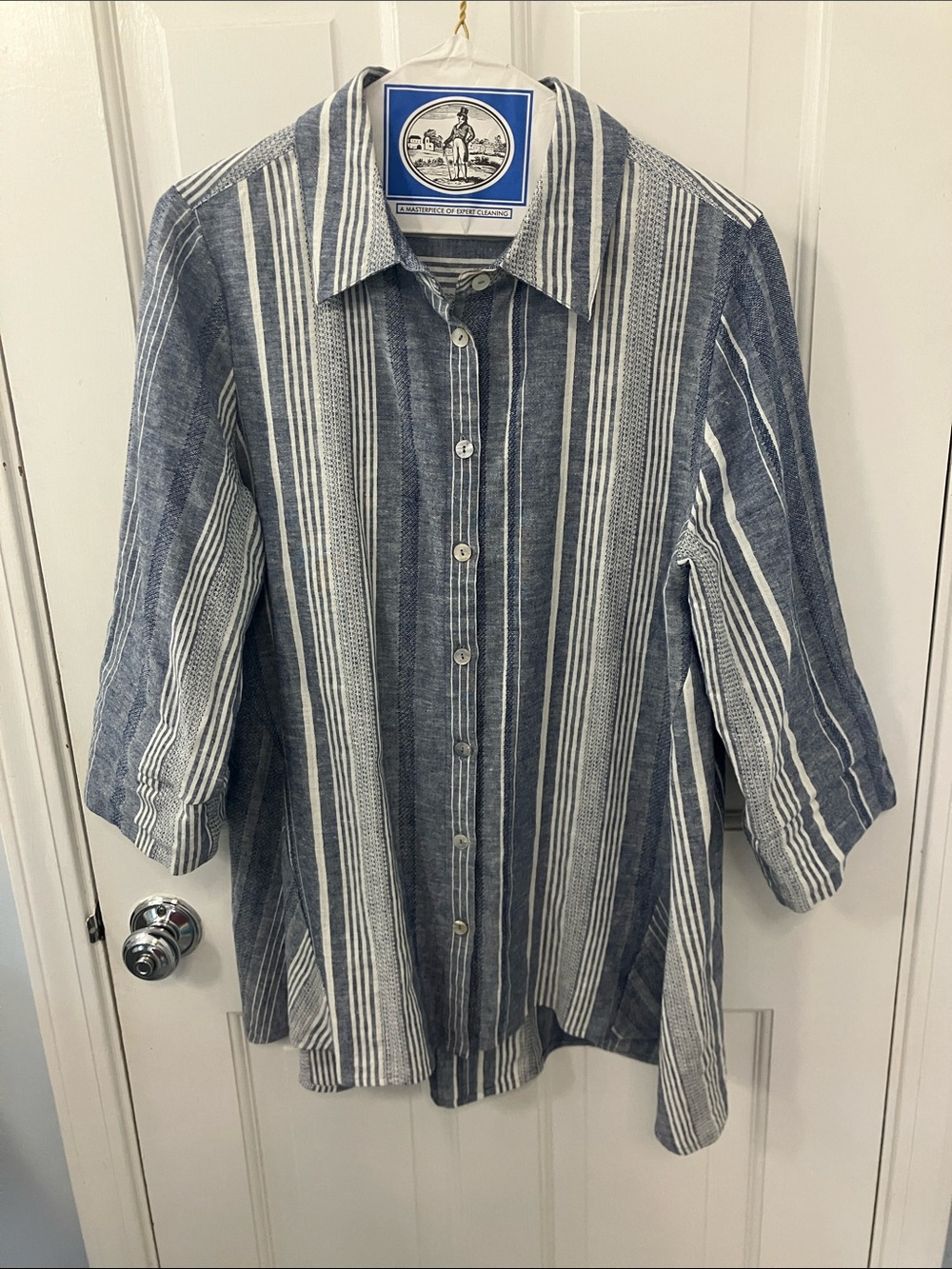 Soft Surroundings Blue & white Striped Button-Up Shirt size Medium linen cotton